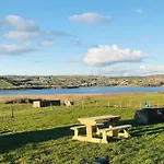 The Snuggly Sheep Farm Stay Shepherd Hut